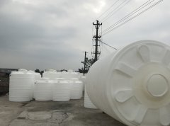 30噸平底塑料水箱廠家實(shí)拍